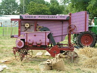 Batteuse (Fete de la Moisson St Simeon de Bressieux 2006) (4)